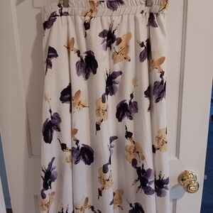 Floral Print Women's Skirt - White and Purple